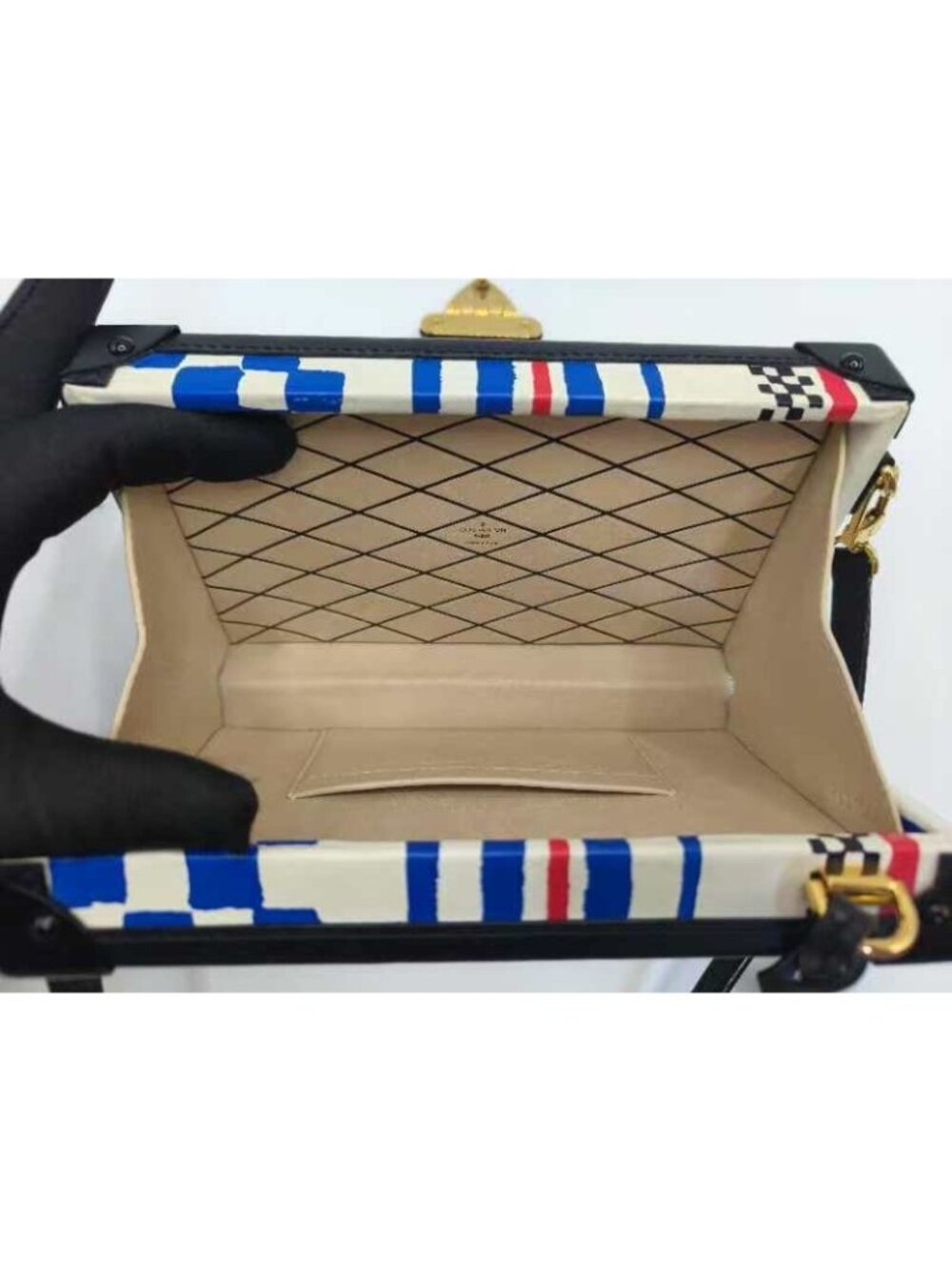 Pre-owned Louis Vuitton Lambskin Grand Prix Petite Malle Clutch White Blue - Picture 9 of 10